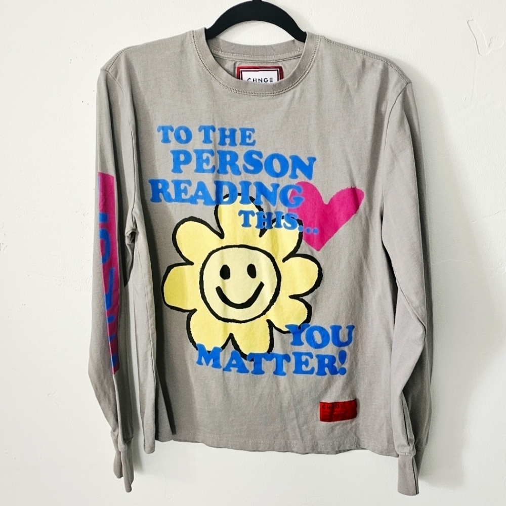 CHNGE 100% Organic Cotton Crew Smile Face Grey Graphic Women Sweatshirt Size S